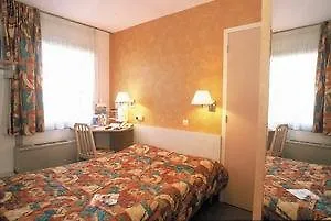 Hotel Kyriad Le